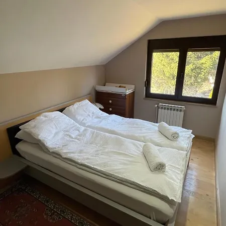 Garden River Jahorina - Sarajevo Villa *