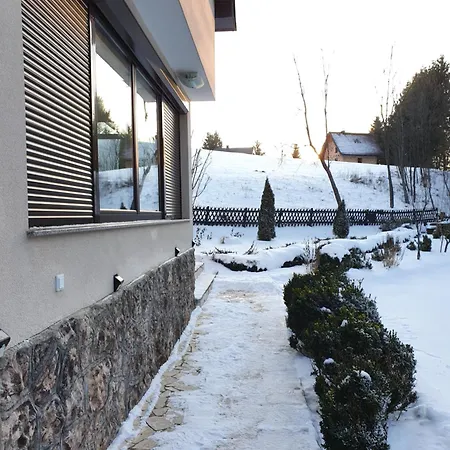 Garden River Jahorina - Sarajevo Willa *